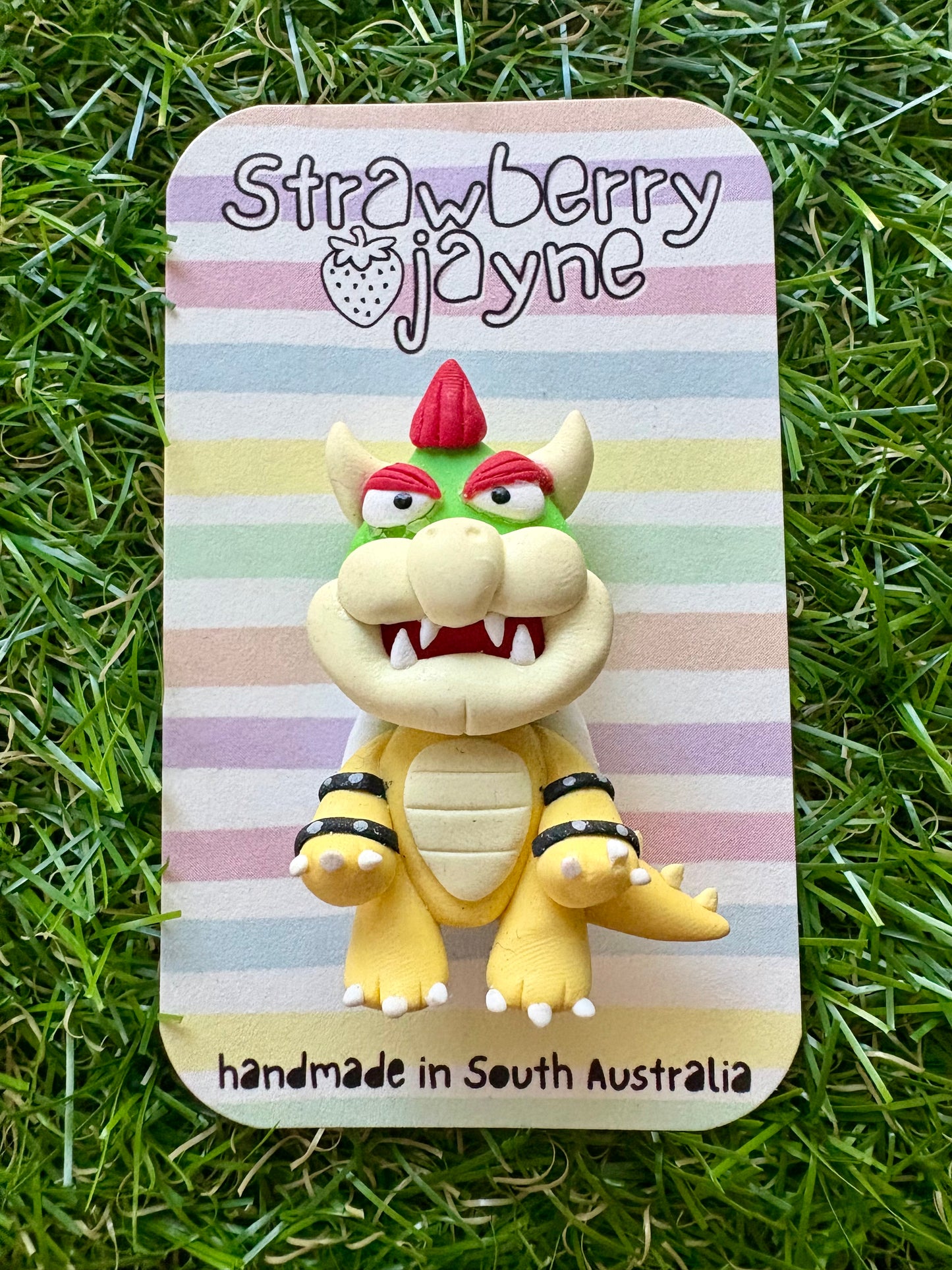CHARACTER CUTIES - Brooch
