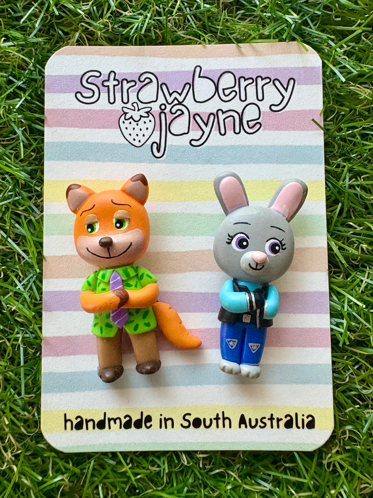 CHARACTER CUTIES - Brooch