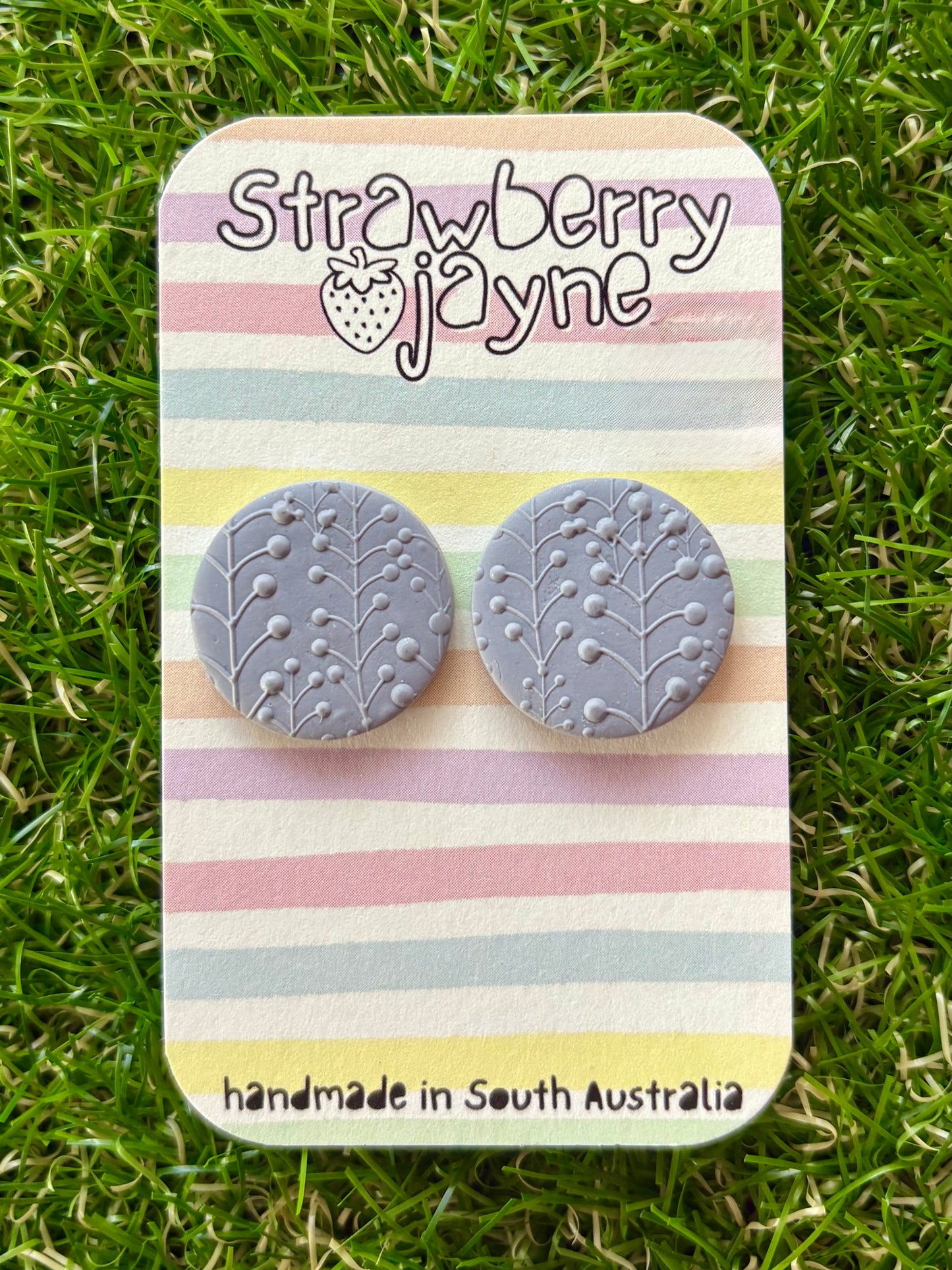 TEXTURED LOVE - Mega Stud (Colour Variations)