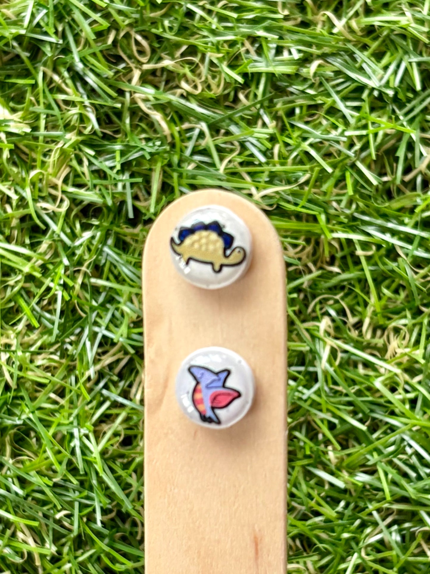 NOVELTY CUTIES- Stud Stix