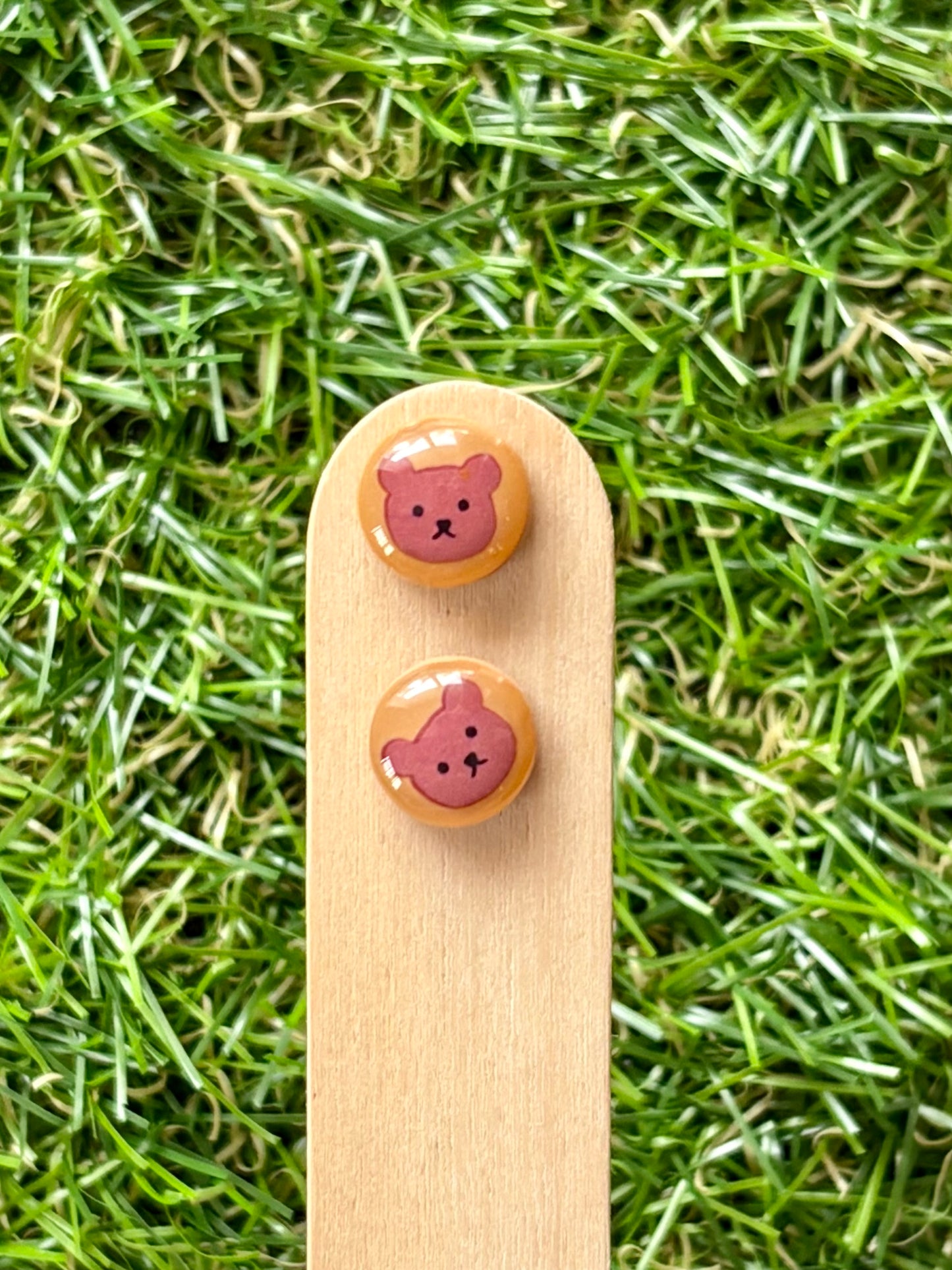 NOVELTY CUTIES- Stud Stix