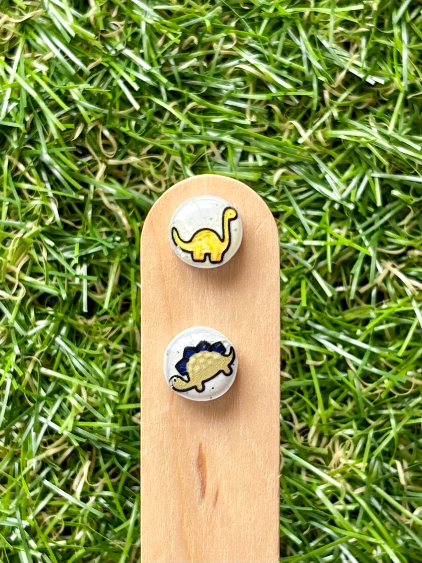 NOVELTY CUTIES- Stud Stix