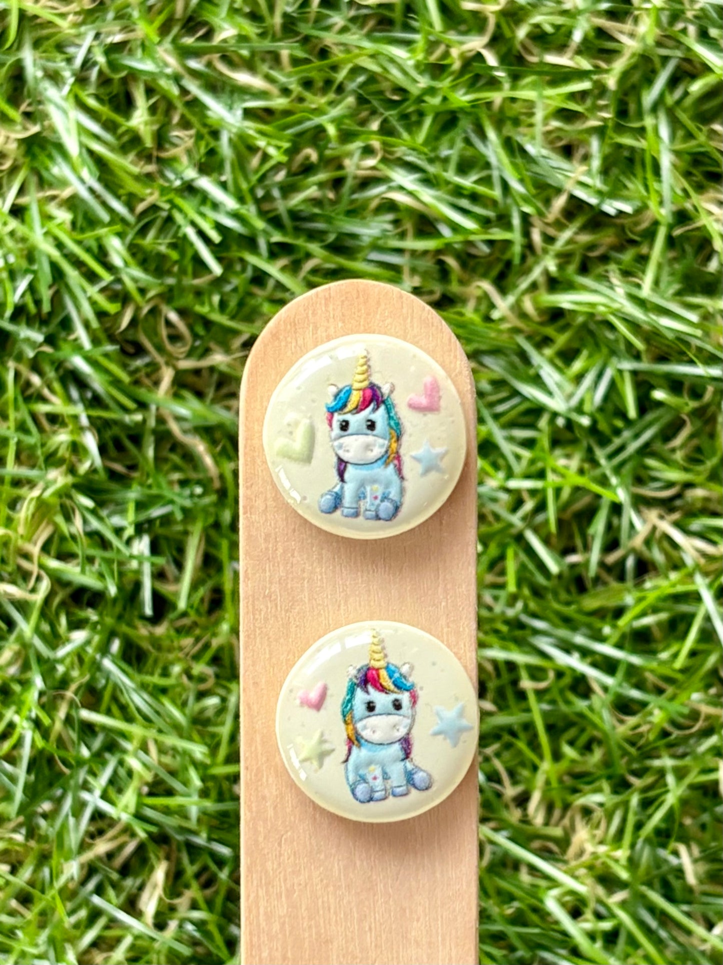 NOVELTY CUTIES- Stud Stix