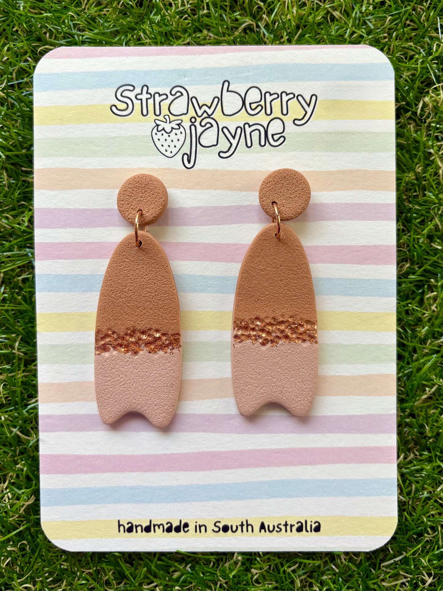 A LIL' LUXE - Maxi Dangle