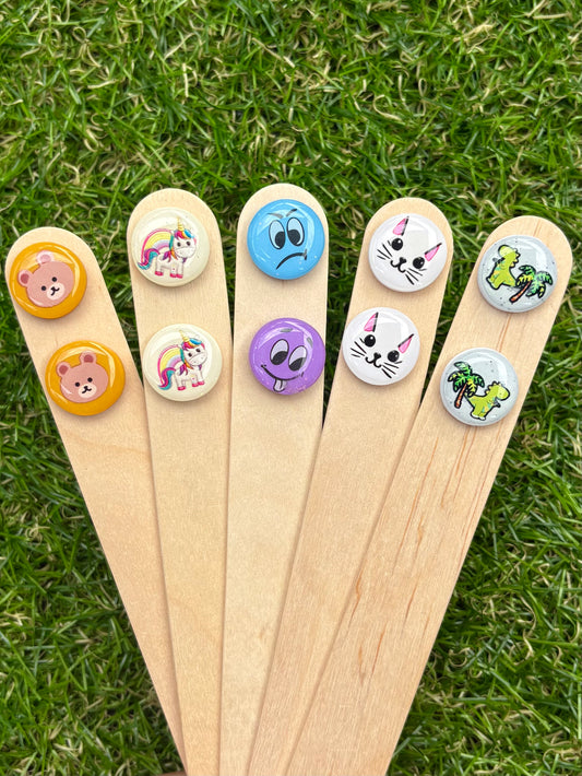 NOVELTY CUTIES- Stud Stix