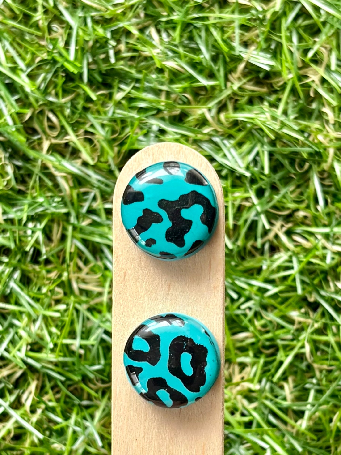 FIERCE LEOPARD - Stud Stix