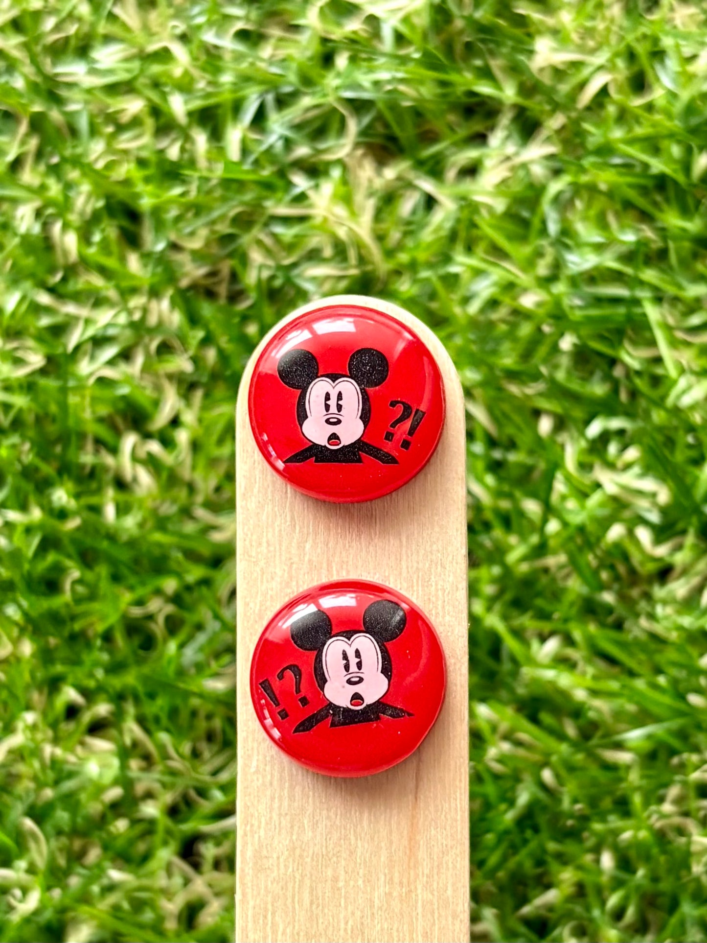 CLUBHOUSE FRIENDS - Stud Stix