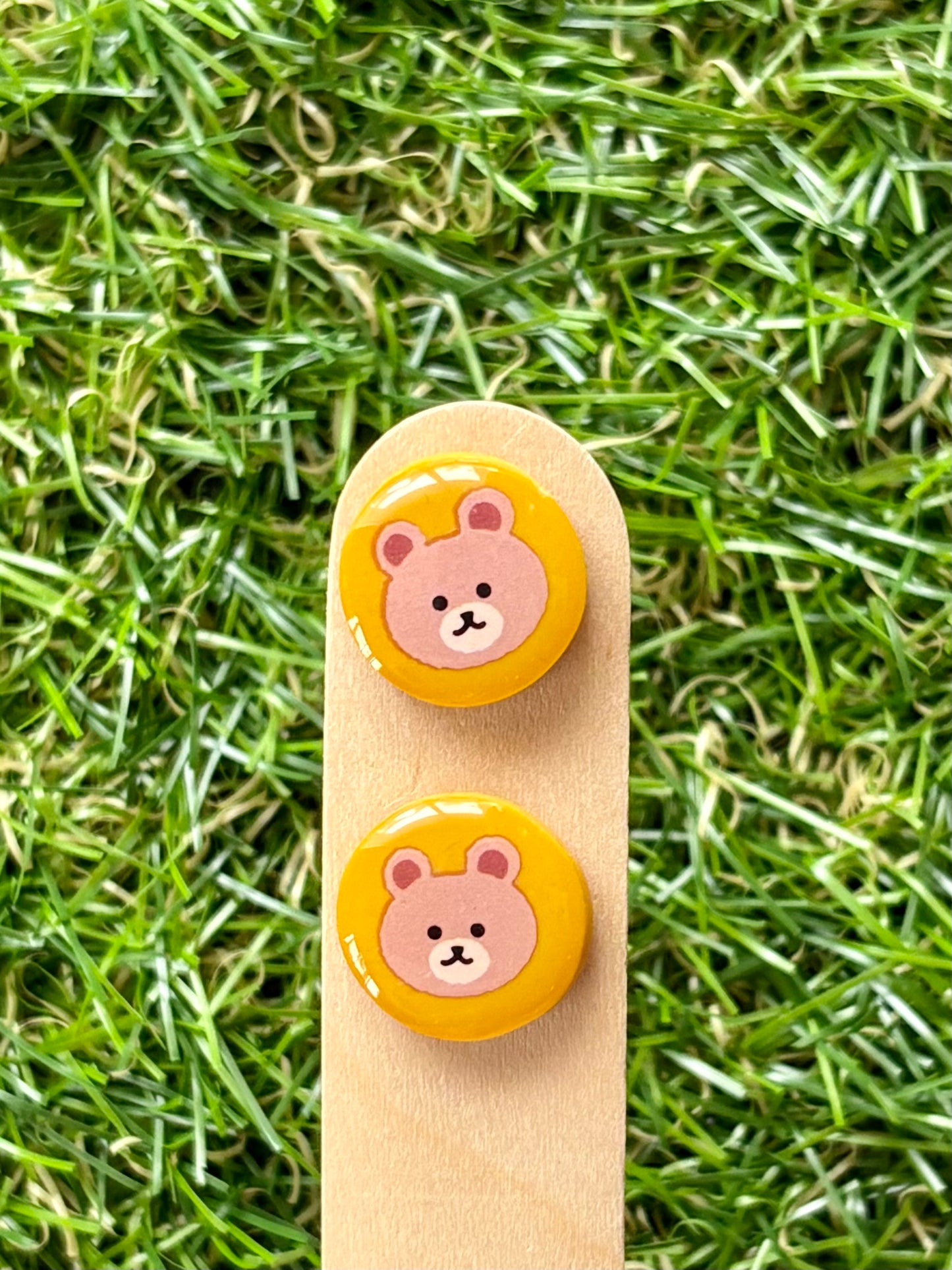 NOVELTY CUTIES- Stud Stix