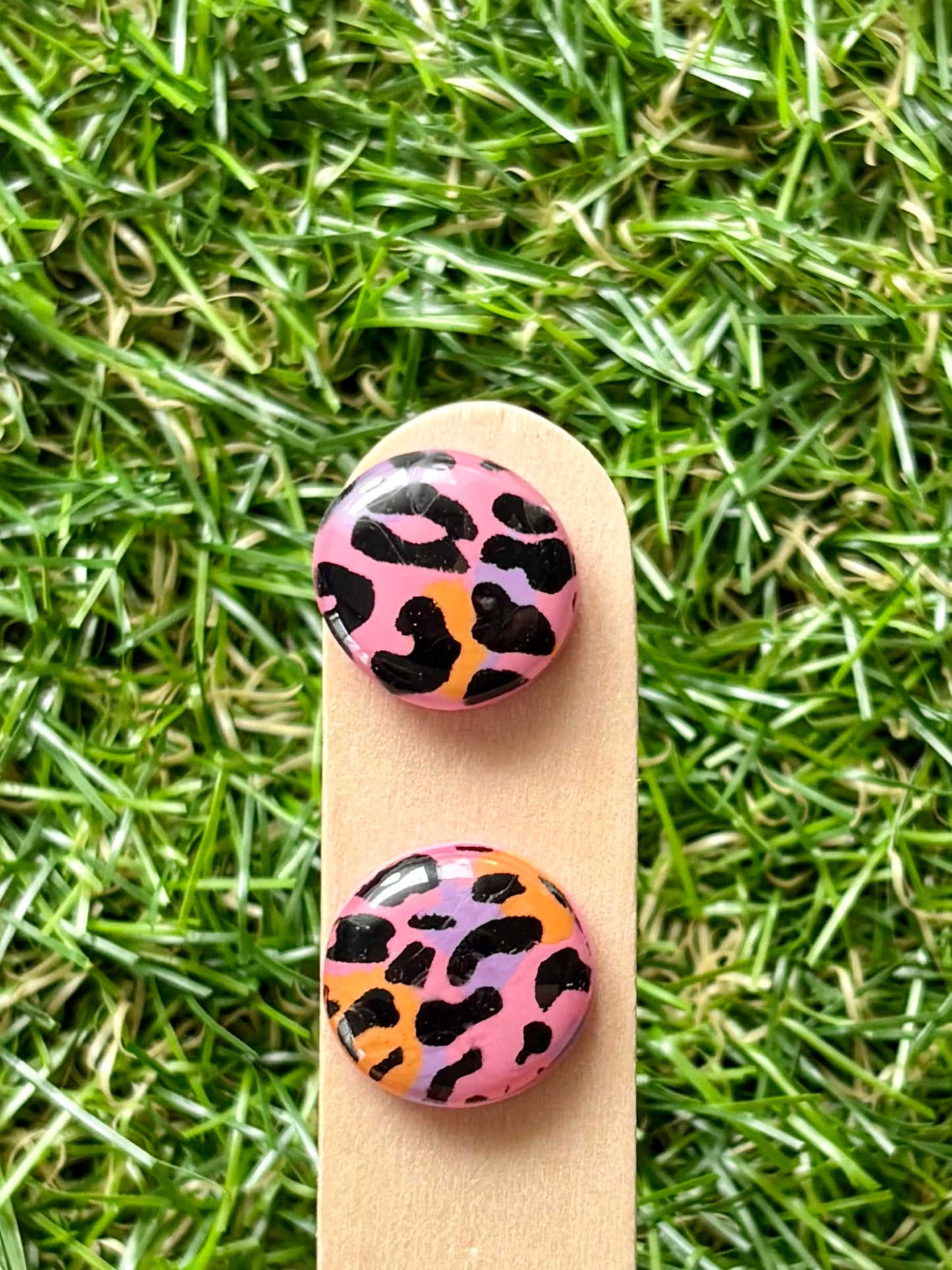FIERCE LEOPARD - Stud Stix