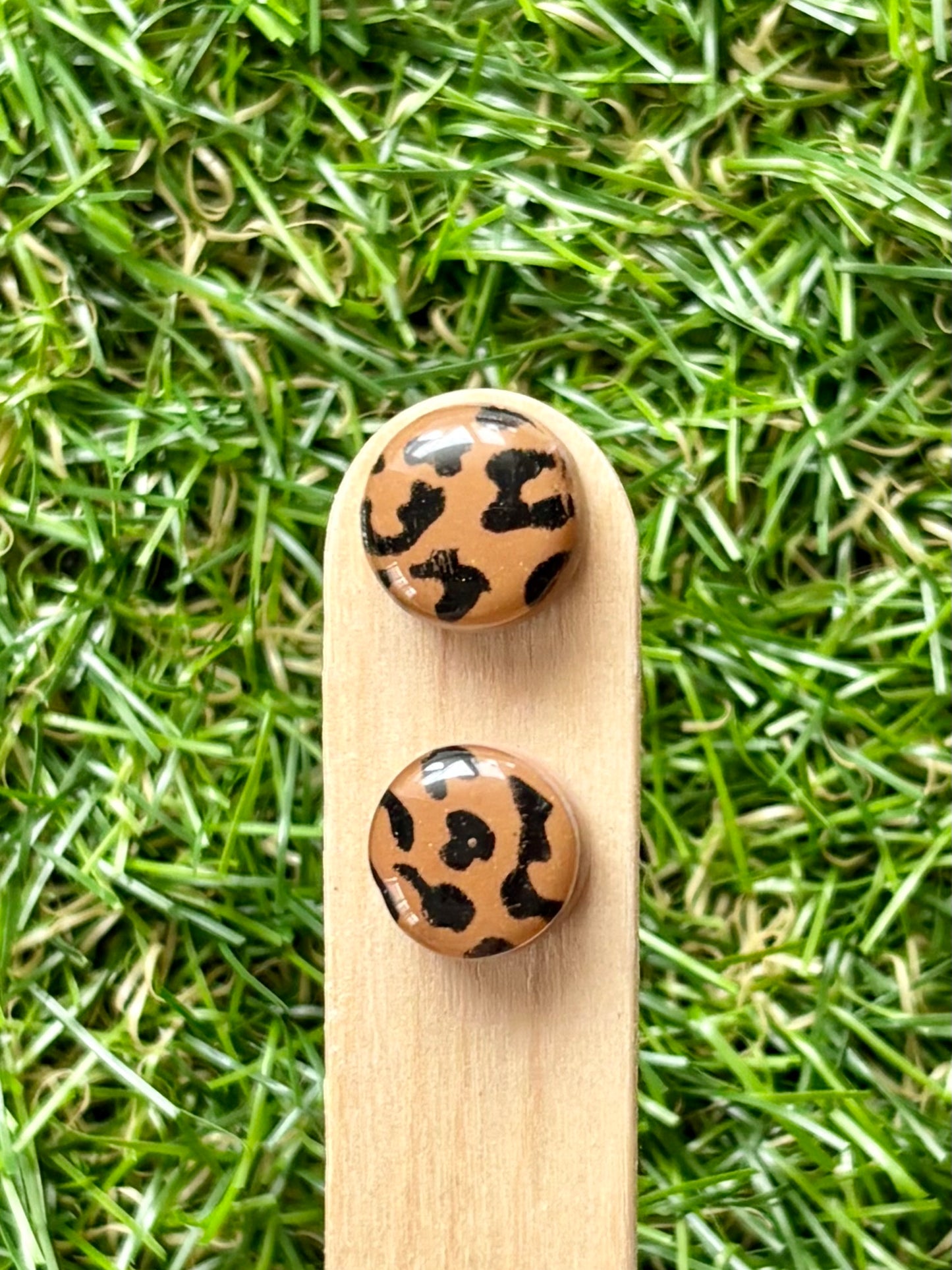 FIERCE LEOPARD - Stud Stix