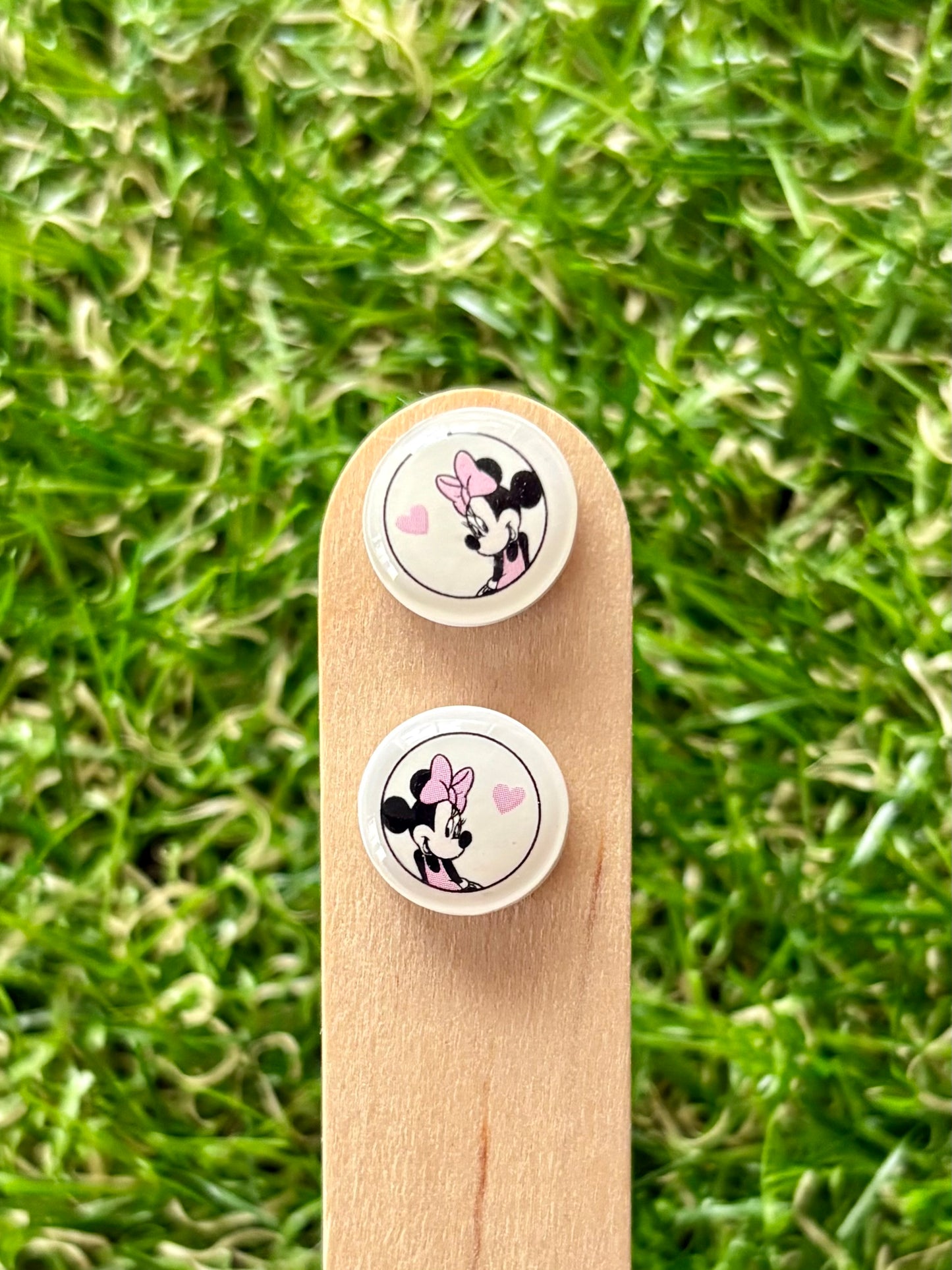 CLUBHOUSE FRIENDS - Stud Stix