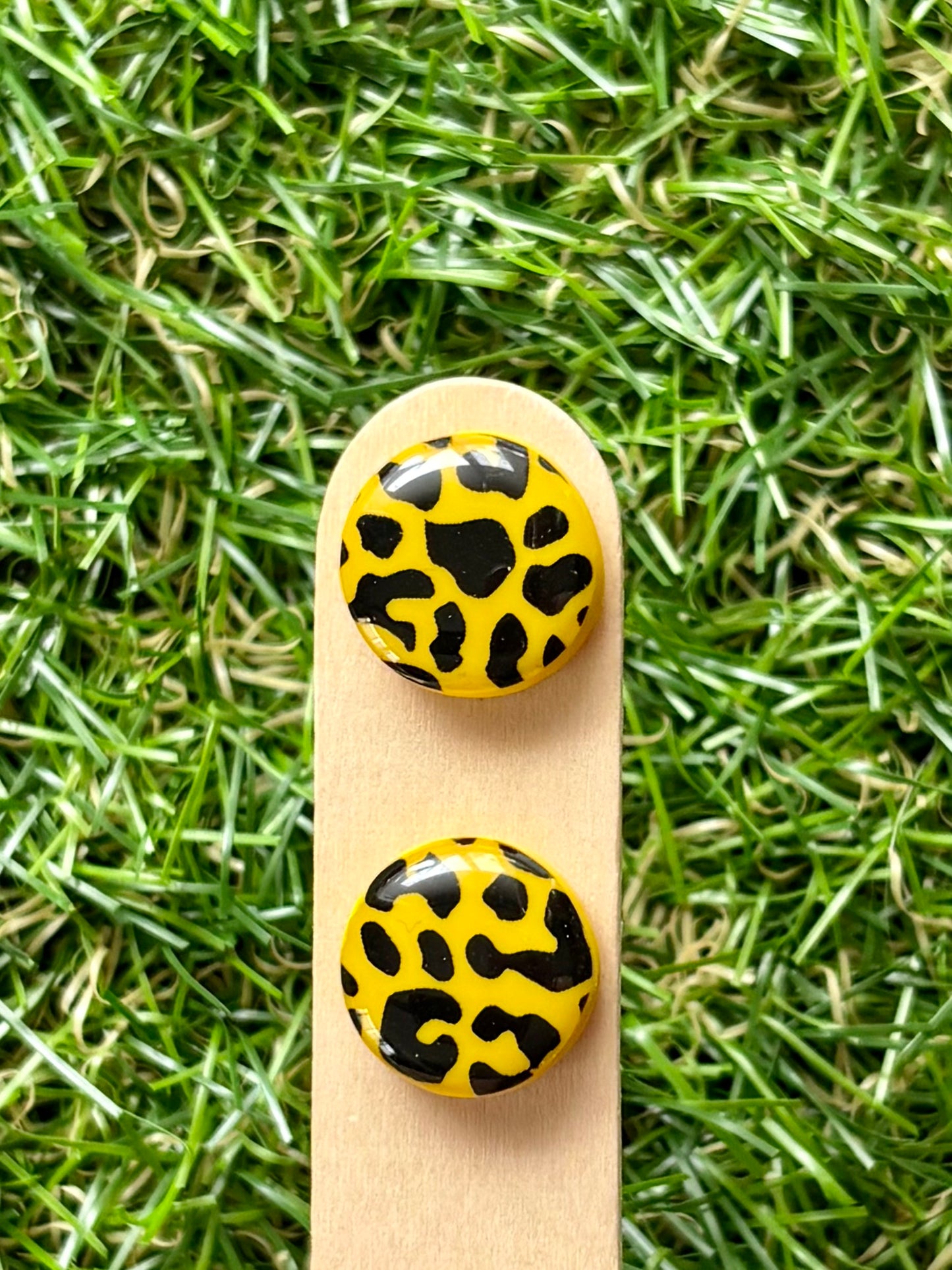 FIERCE LEOPARD - Stud Stix
