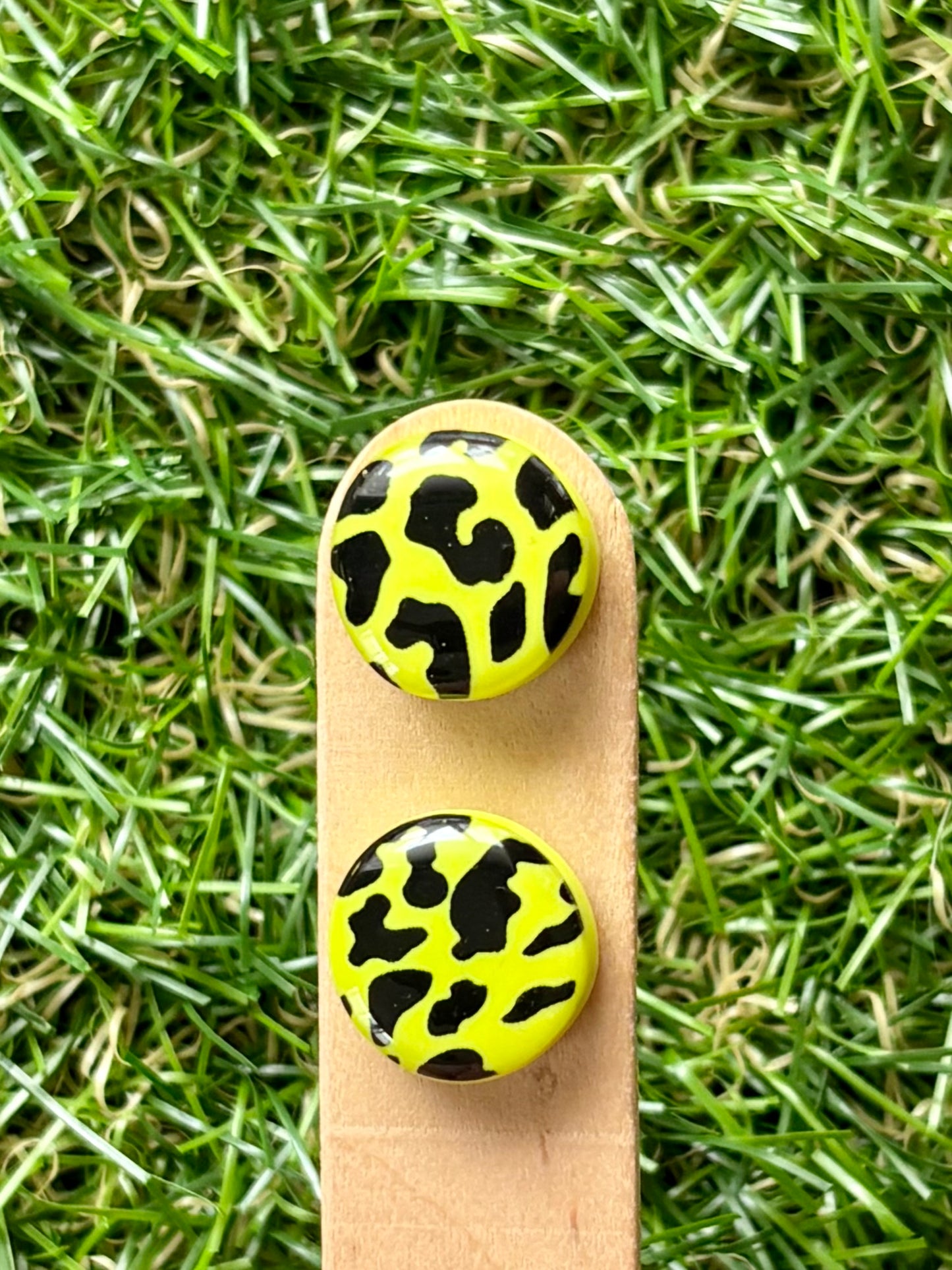 FIERCE LEOPARD - Stud Stix