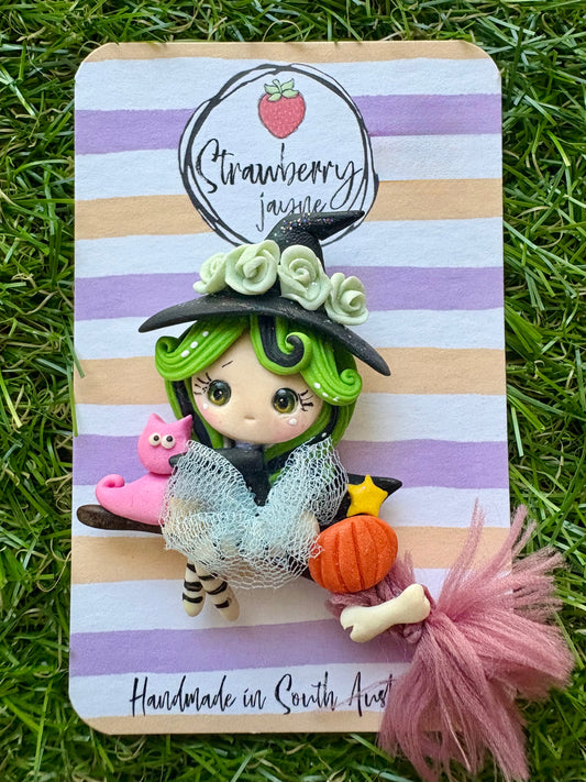 CHARACTER CUTIES - Brooch
