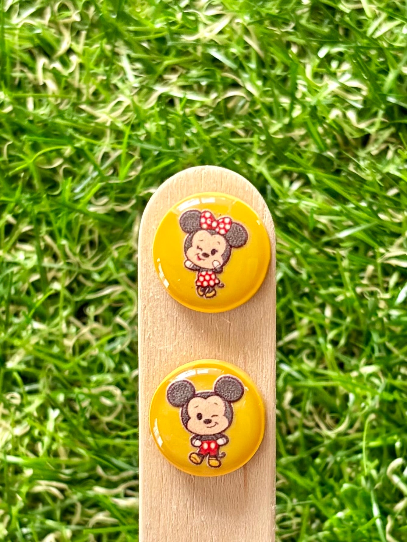 CLUBHOUSE FRIENDS - Stud Stix