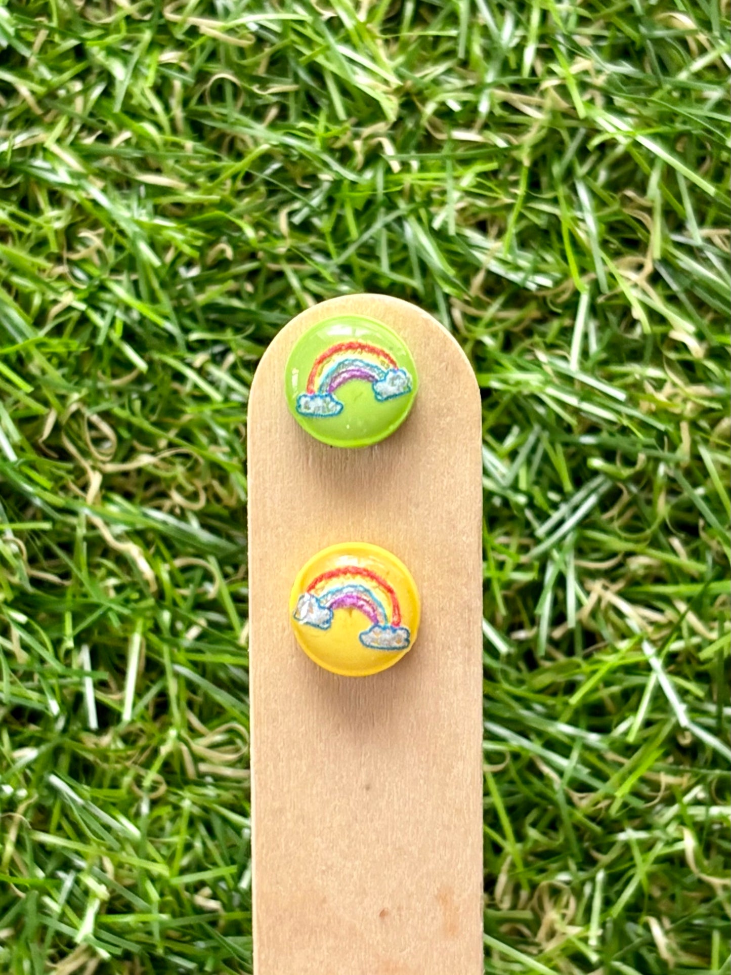 NOVELTY CUTIES- Stud Stix