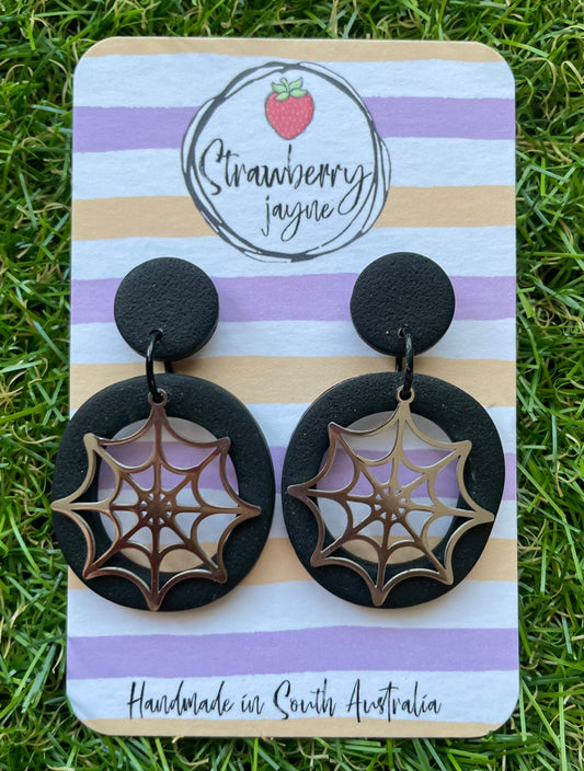 A LIL' HOCUS POCUS - Mega Dangle