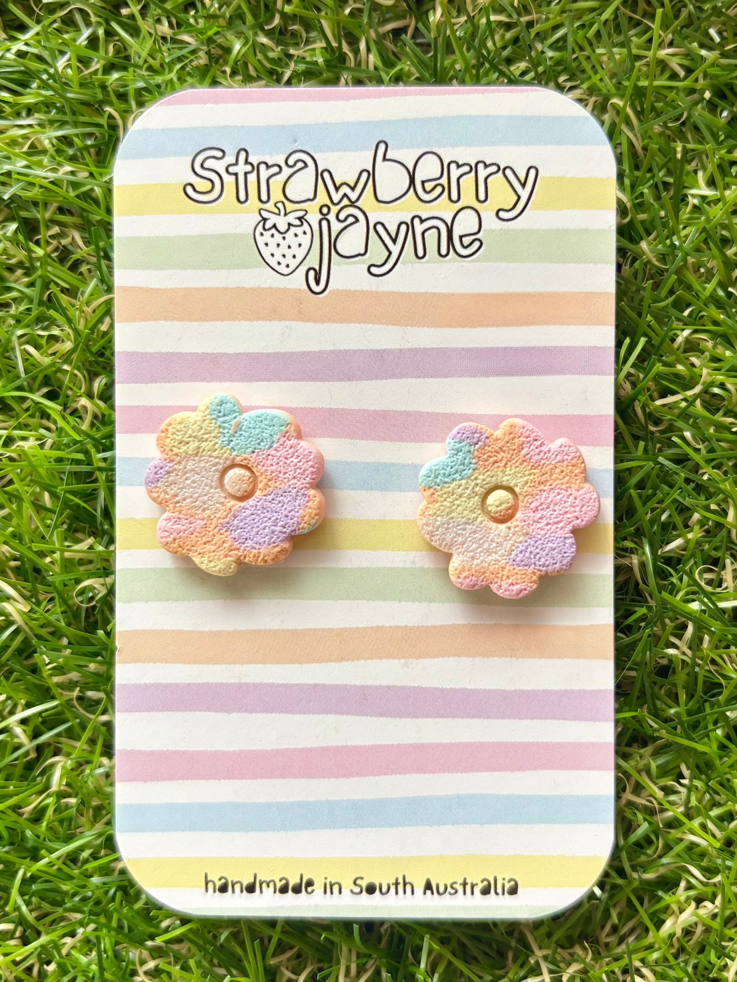 WHIMSICAL DREAMER - Mega Stud
