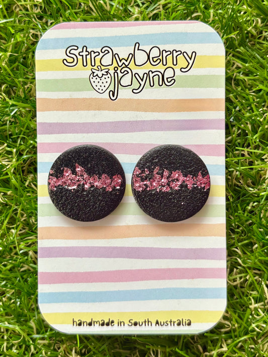 TEXTURED LOVE - Mega Stud