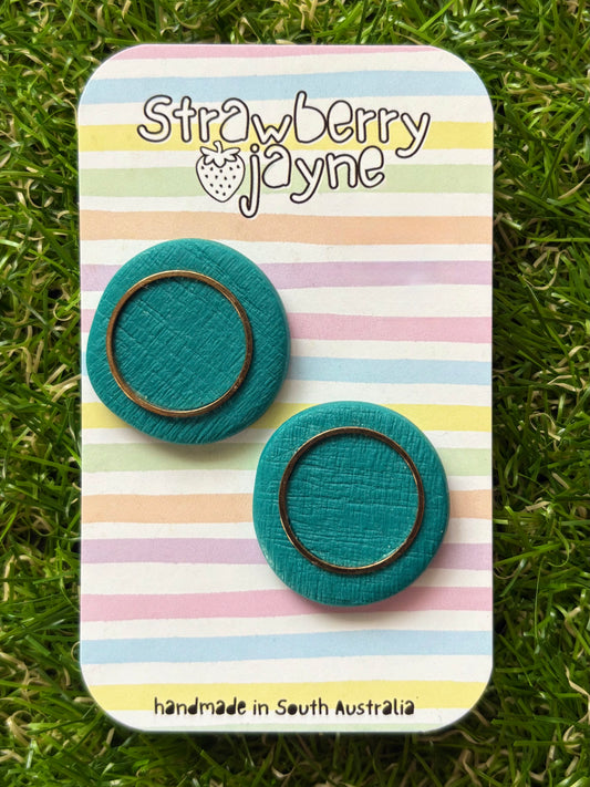 PLAIN JAYNES - Maxi Stud (Colour Variations)